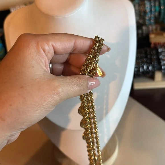 Vintage Monet long Gold-Tone Necklace - Picture 2 of 3